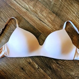 Victoria's Secret Wirefree Bra
